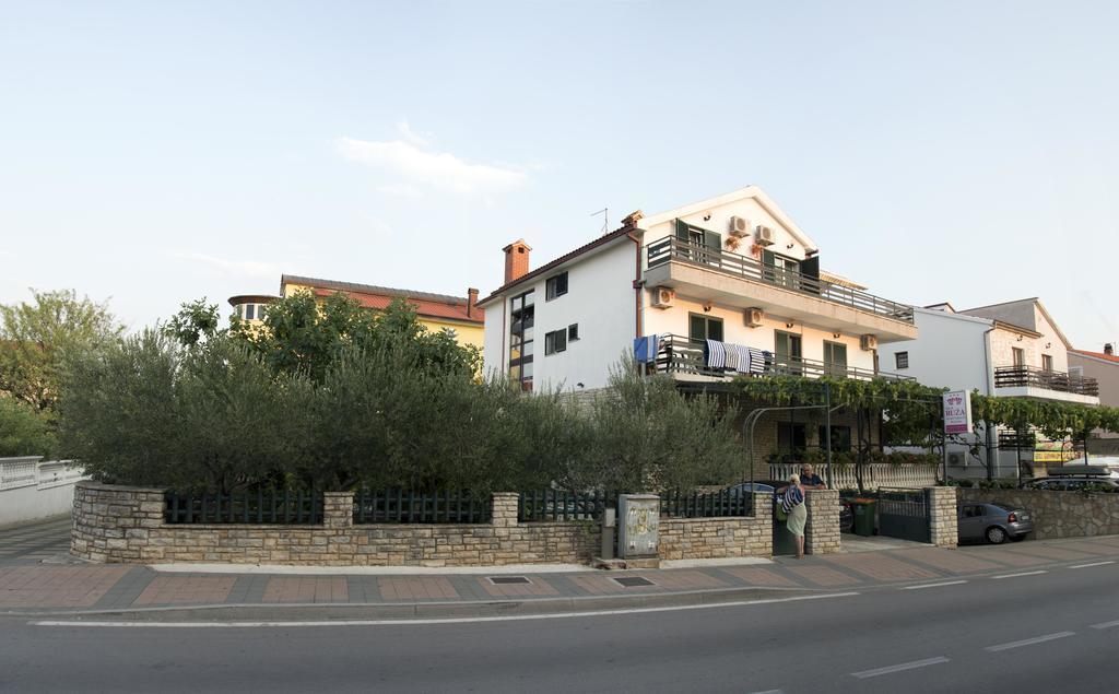 Apartments "Ruza" Vodice Exterior photo